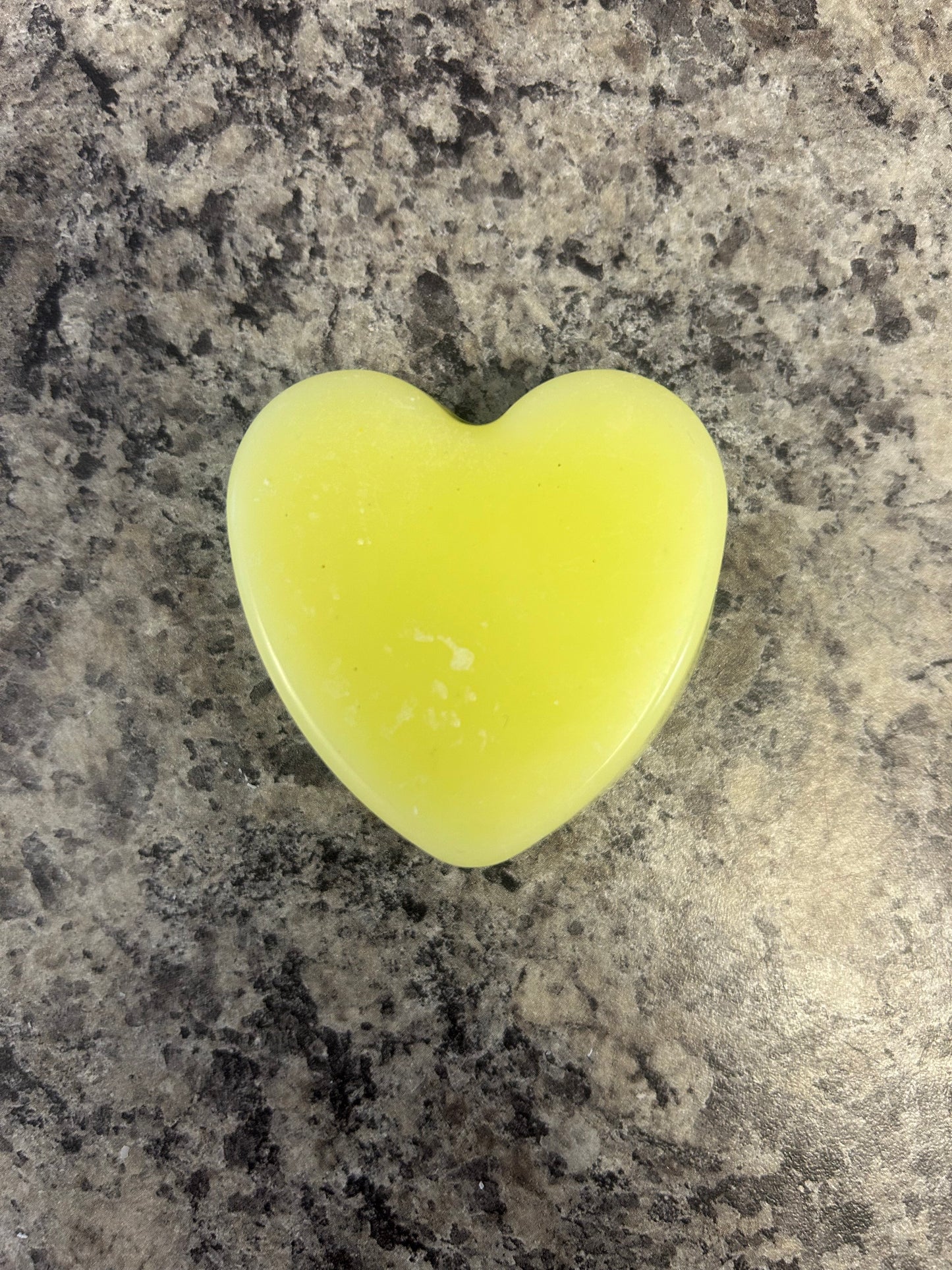 Love Wax - Classic Heart - Lemon